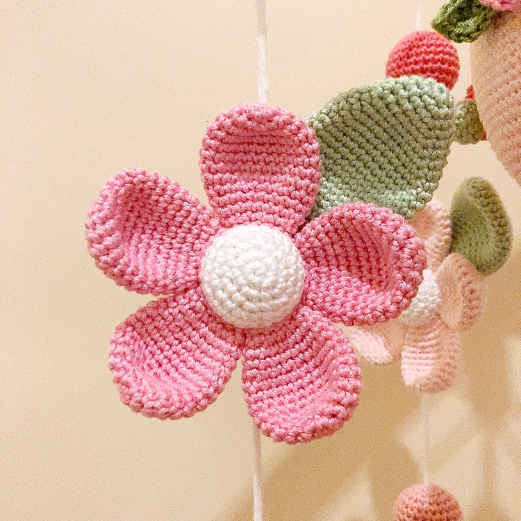 Mobile Bébé musical "Planète de fleurs" MÔBi MÛBi